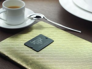 Targhetta nera con incisione laser 1575036